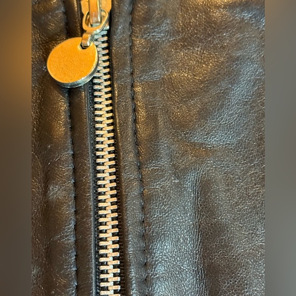 Vtg Casual Corner Black Genuine Leather Vest Ribbed Back Zip Up Moto Fitted M - Picture 9 of 9